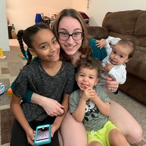 Meet your Posher, Danielle